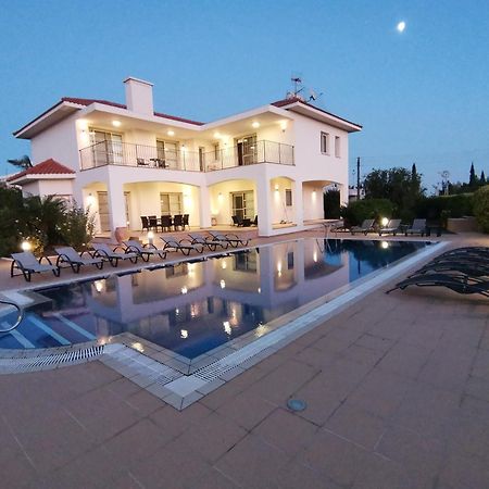 Orchard Blossom Private Villa With Pool Phrenaros Buitenkant foto