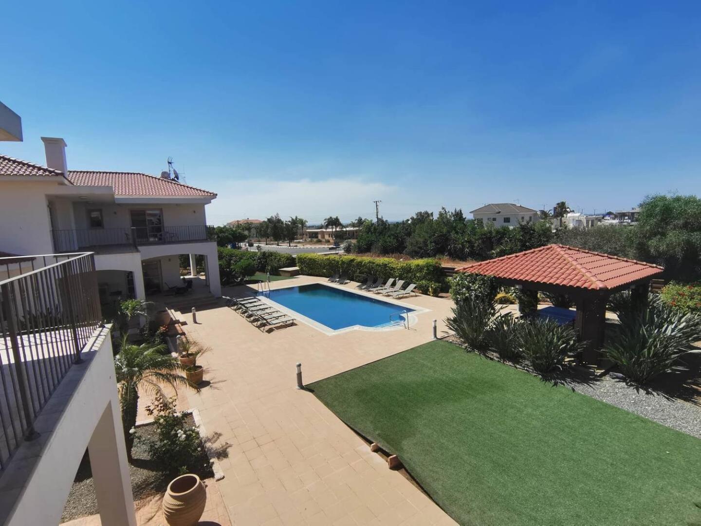 Orchard Blossom Private Villa With Pool Phrenaros Buitenkant foto